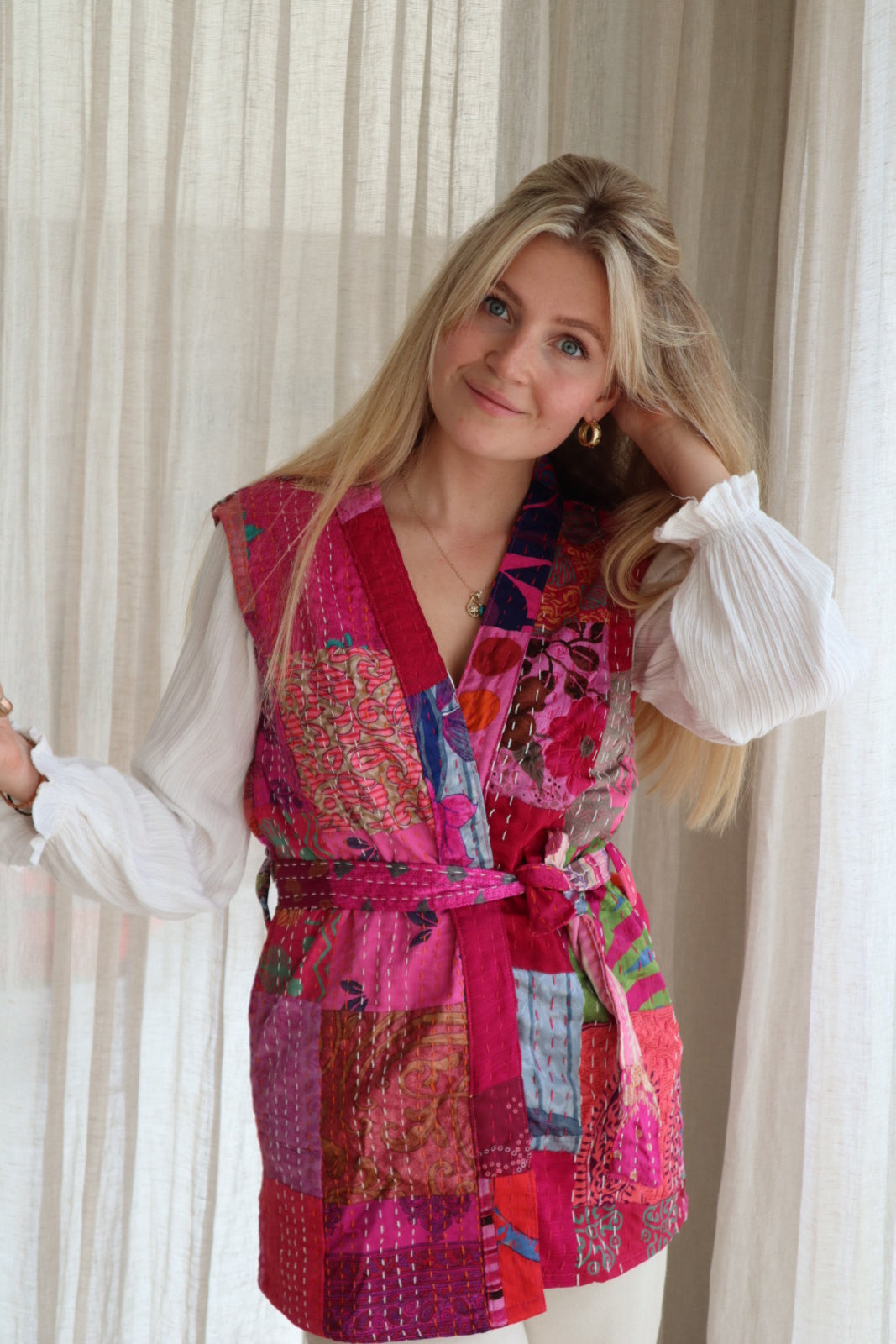 Silk gilet Luna