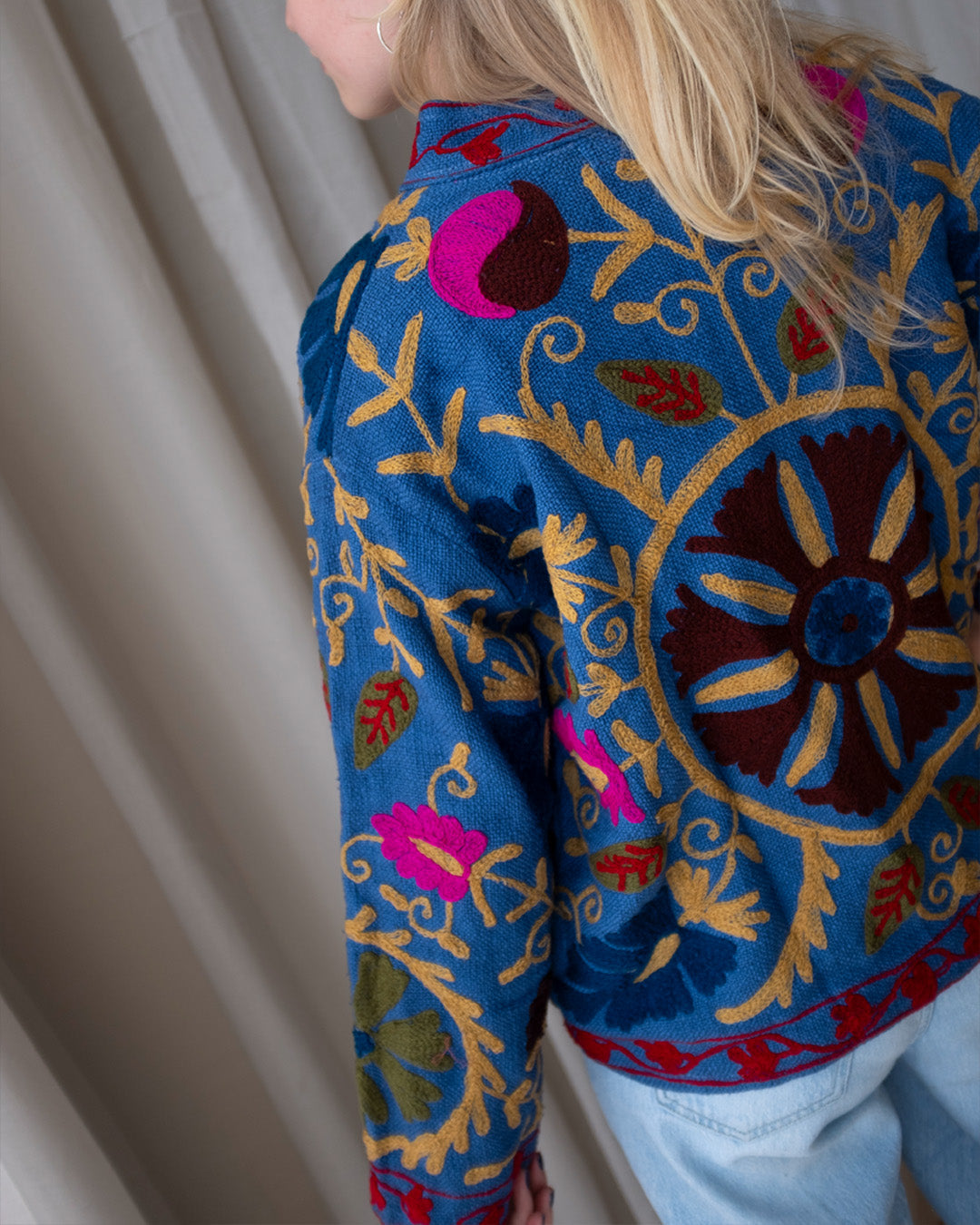 Jas geborduurd Blauw