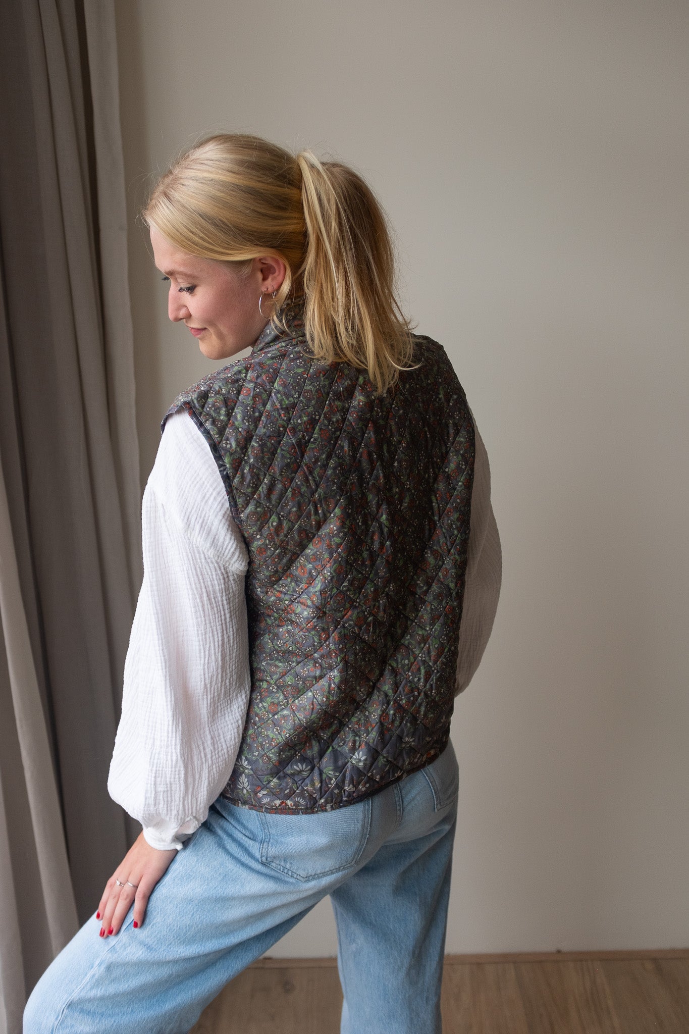 Silk gilet NO.16