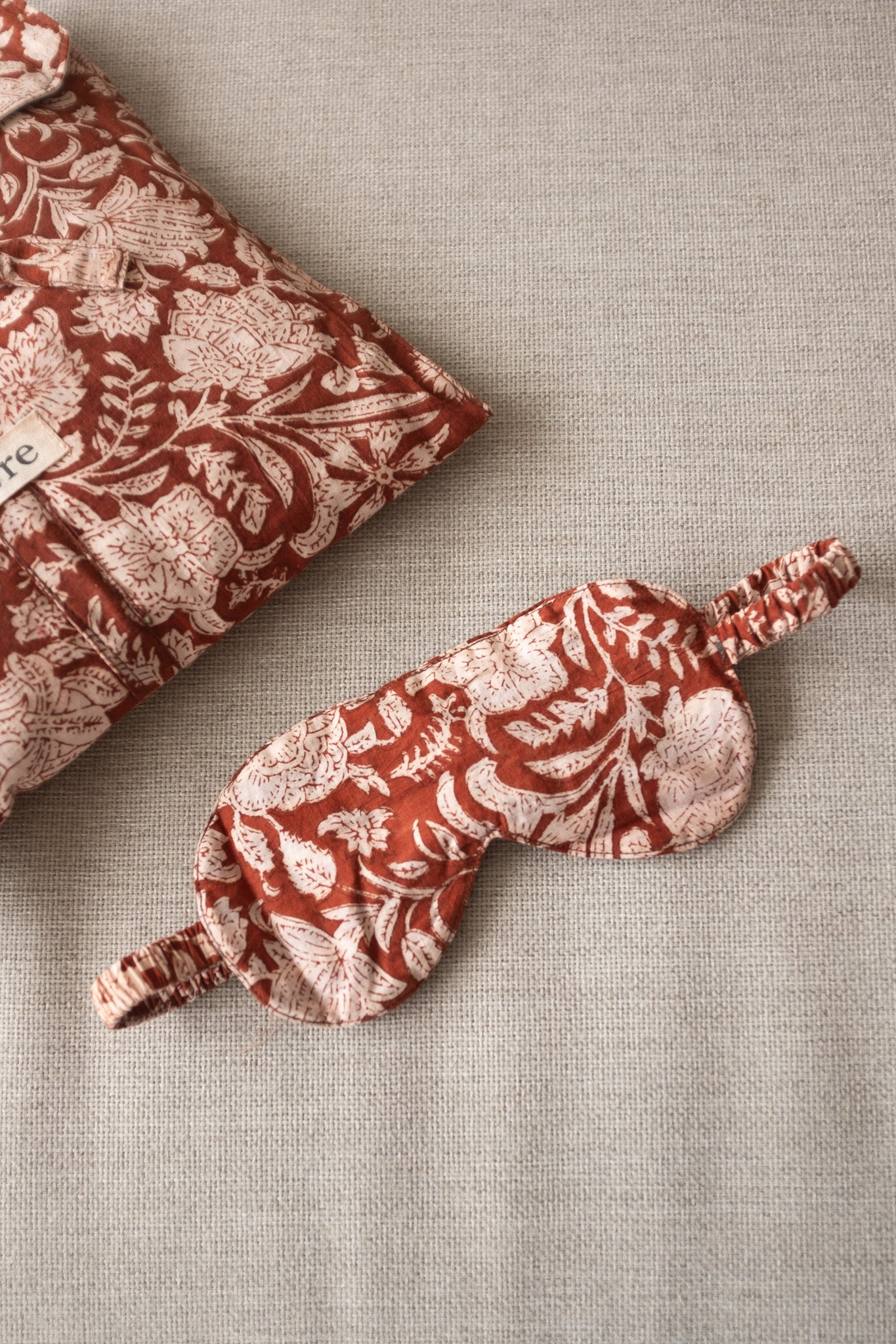 Pyjama NO.15 | Handgemaakte katoenen pyjama | blockprint | Inclusief gratis slaapmasker