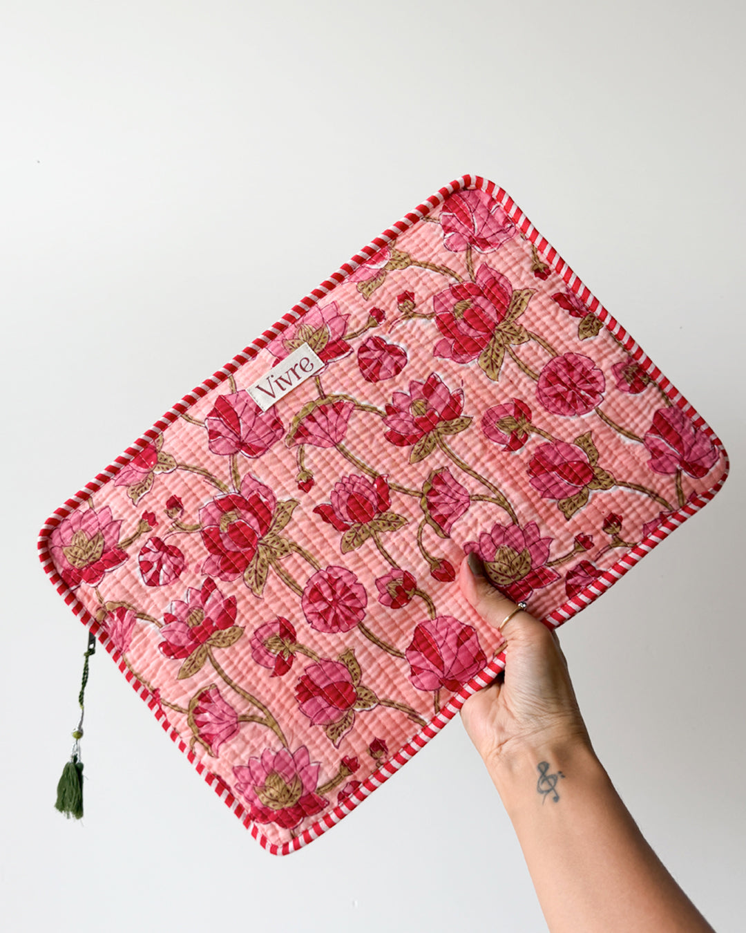 Laptophoes NO.100
