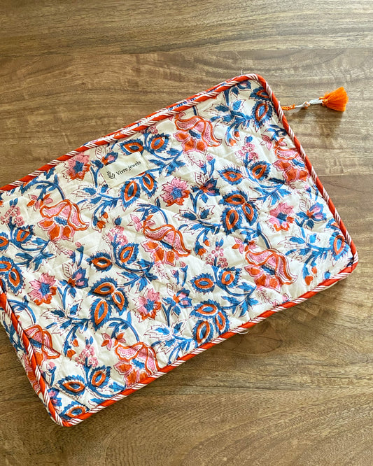 Laptophoes NO.24