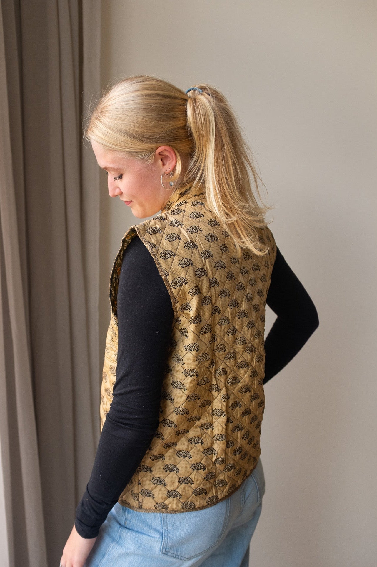 Silk gilet NO.33