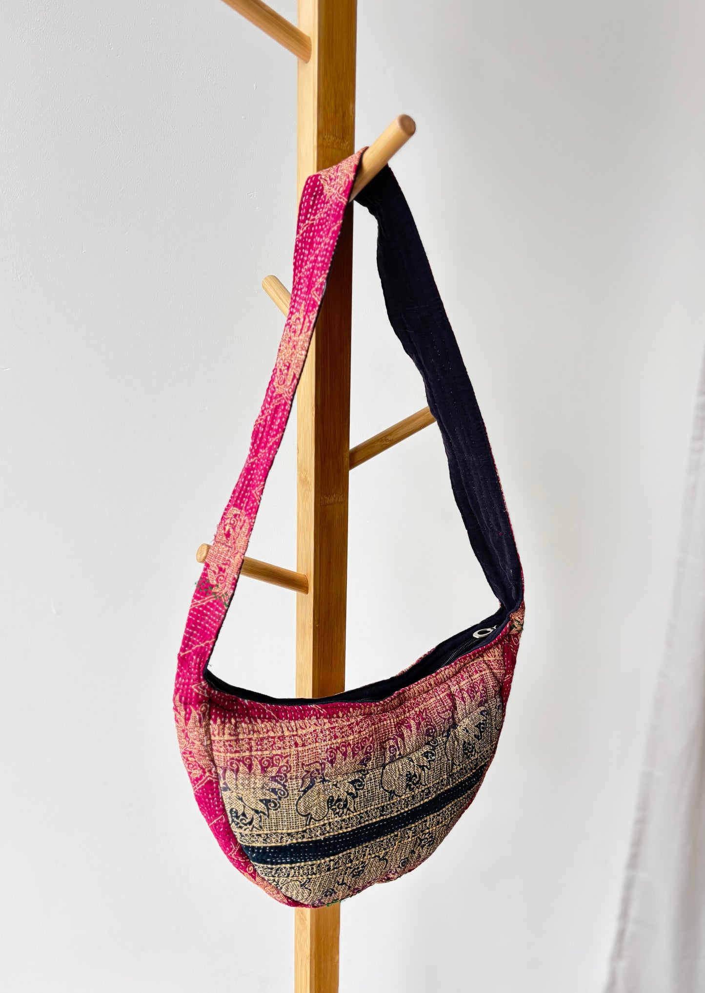 Crossbody bag small NO.7