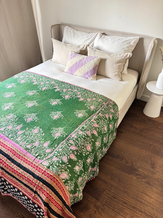 Reversible kantha deken NO.3