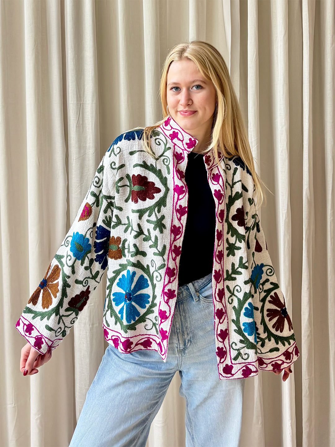 Jas geborduurd Wit - Luna Embroidery