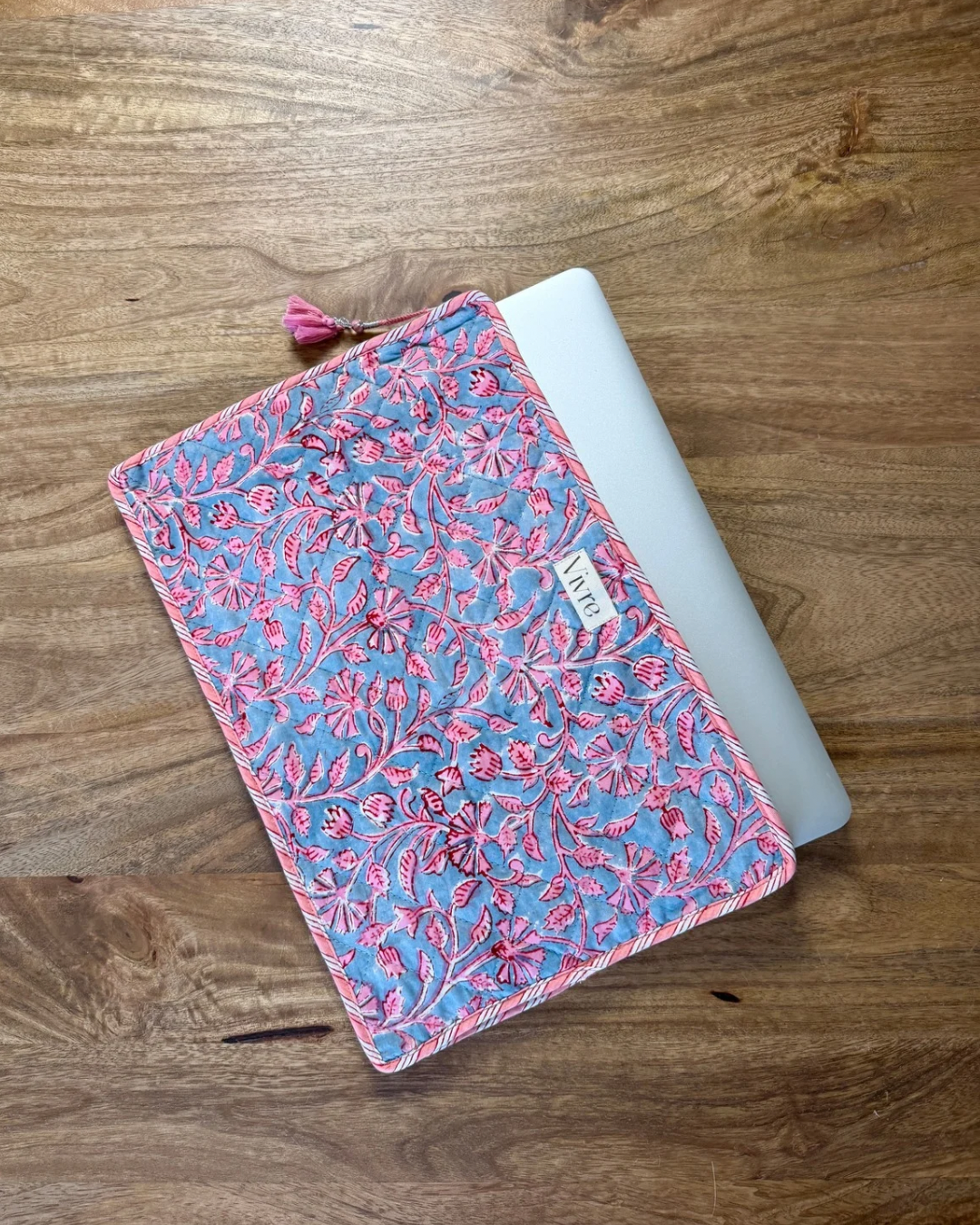 Laptophoes NO.51