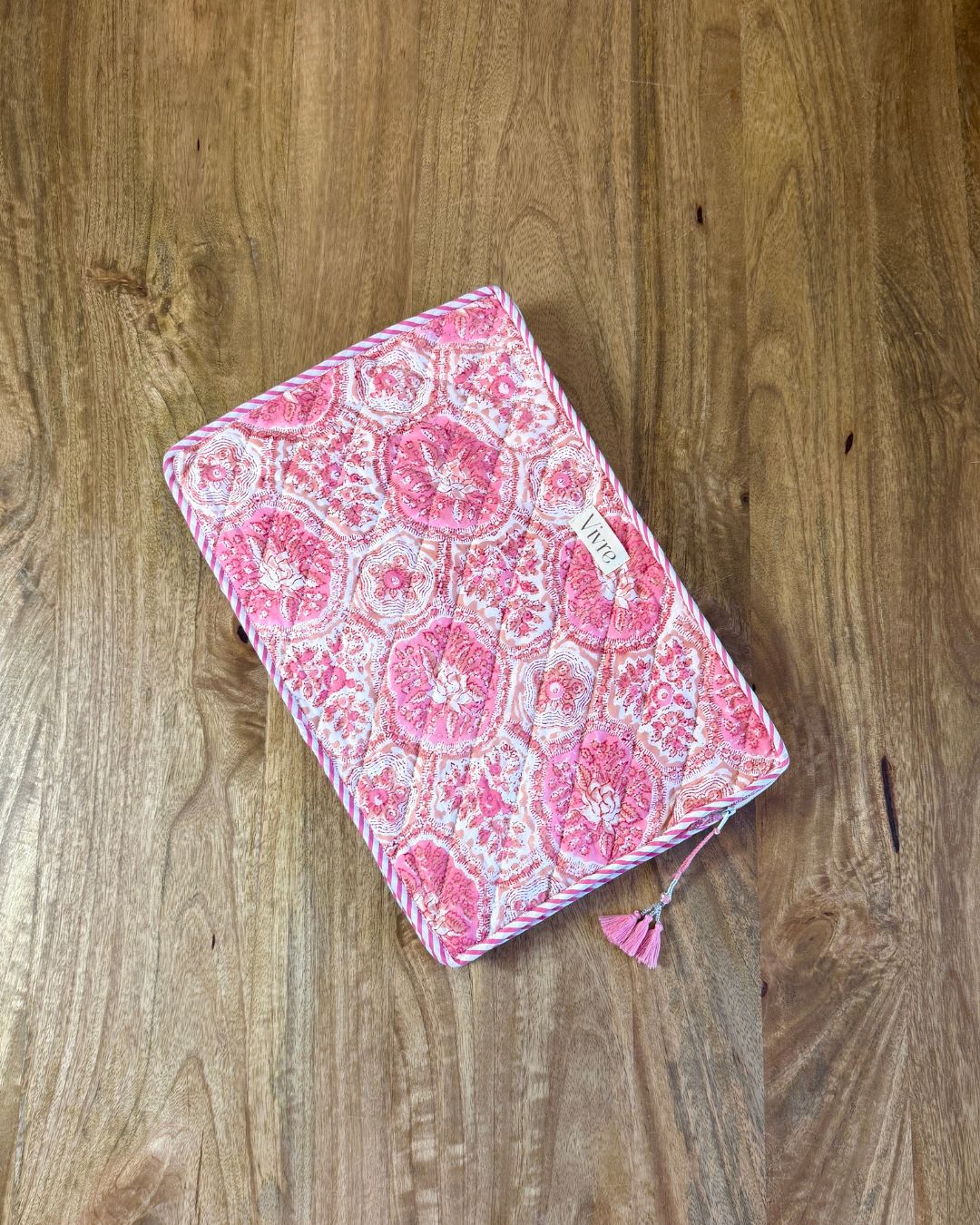 Laptophoes NO.66